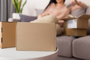 Преимущества использования картонных коробок для упаковки: удобство, надежность, стиль