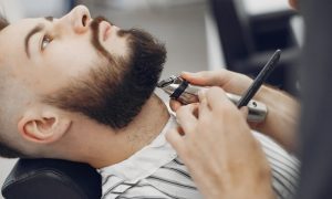Мужская парикмахерская: стильные стрижки и бритье от профессионалов